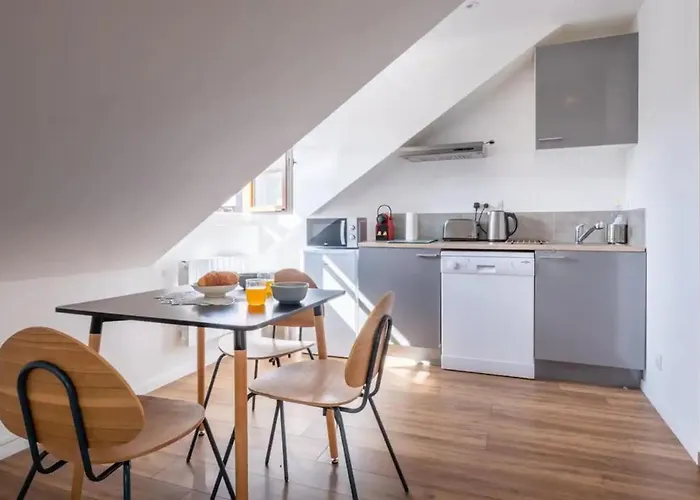 Lejlighed Centre - La Centauree - *